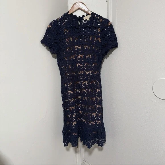 Michael Kors Floral Overlay Lace Dress Size XSmall - Picture 2 of 6